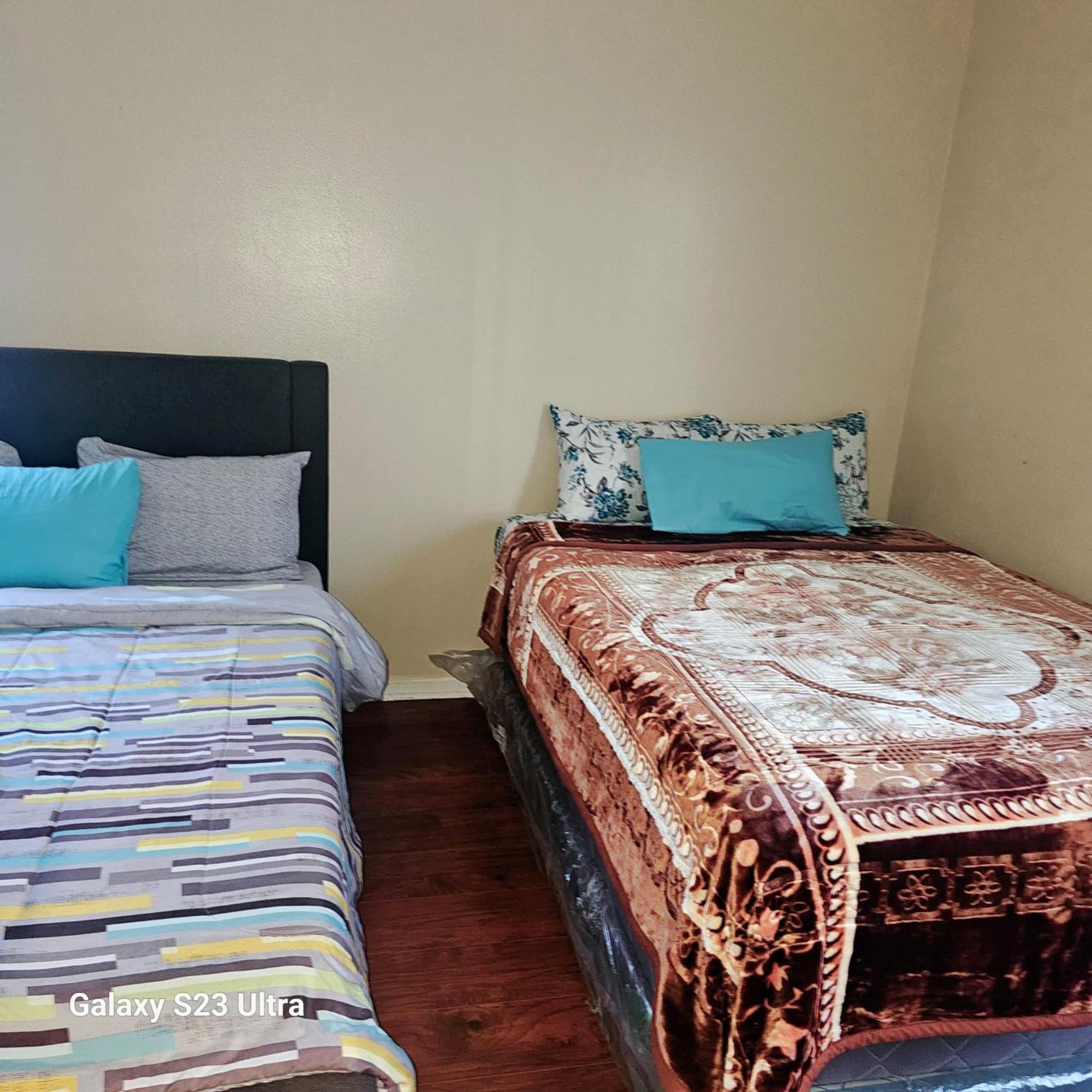 Divine Villa & Resorts Guest House - 283 Lehigh Ave 뉴어크 외부 사진